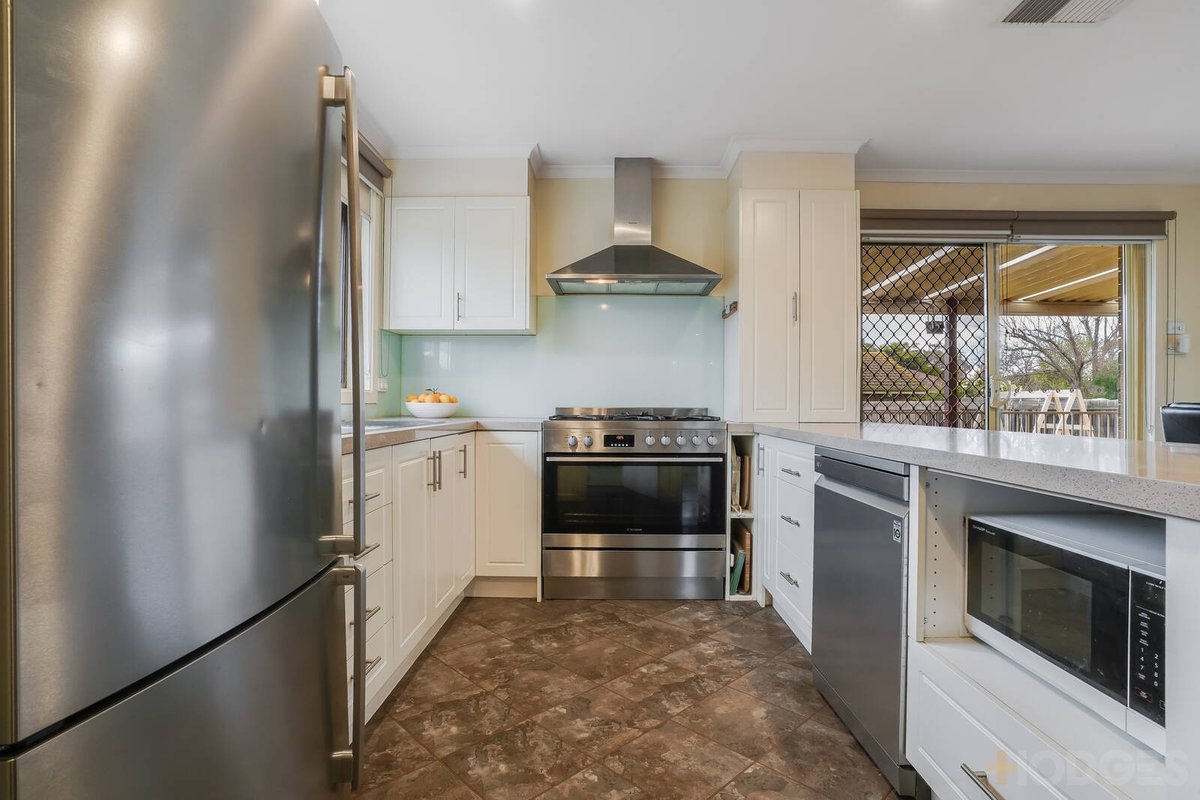 40 Nangiloc Crescent Werribee - Residential for sale