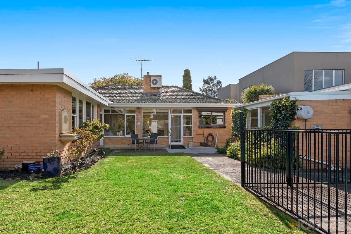 40 Tramway Parade Beaumaris - Residential for sale