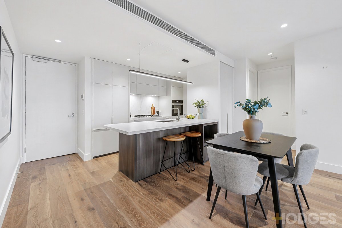 407 / 10 Koolkuna Lane Hampton - Residential for sale