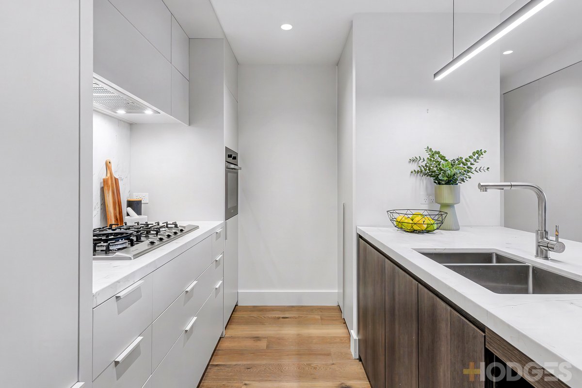 407 / 10 Koolkuna Lane Hampton - Residential for sale