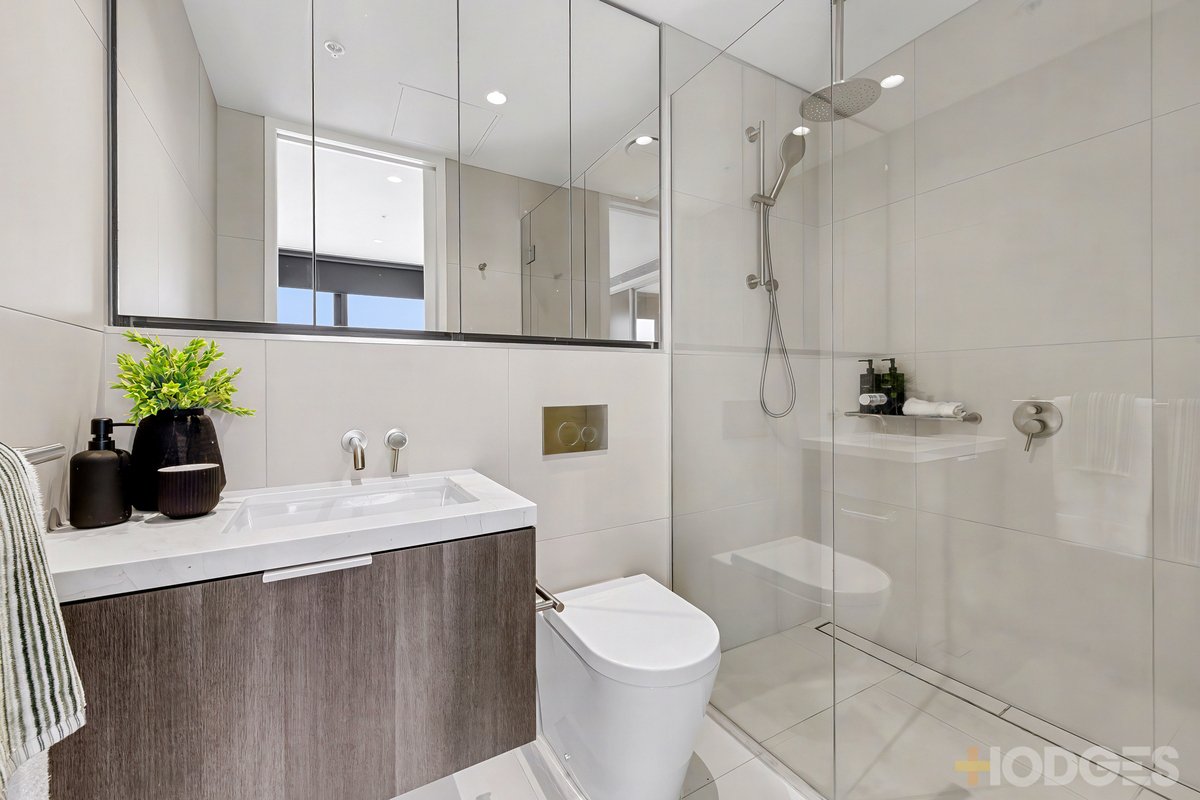 407 / 10 Koolkuna Lane Hampton - Residential for sale