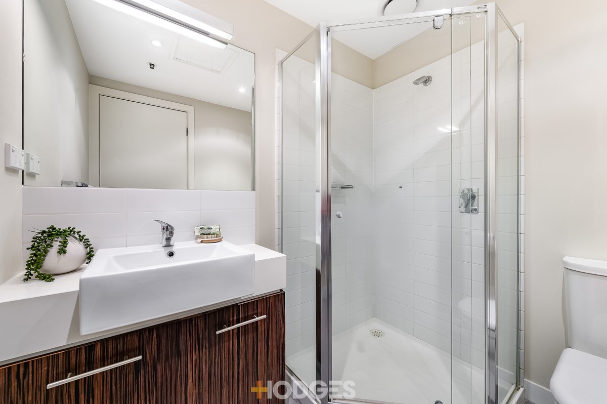 407 / 594 St Kilda Road MELBOURNE - Residential for sale