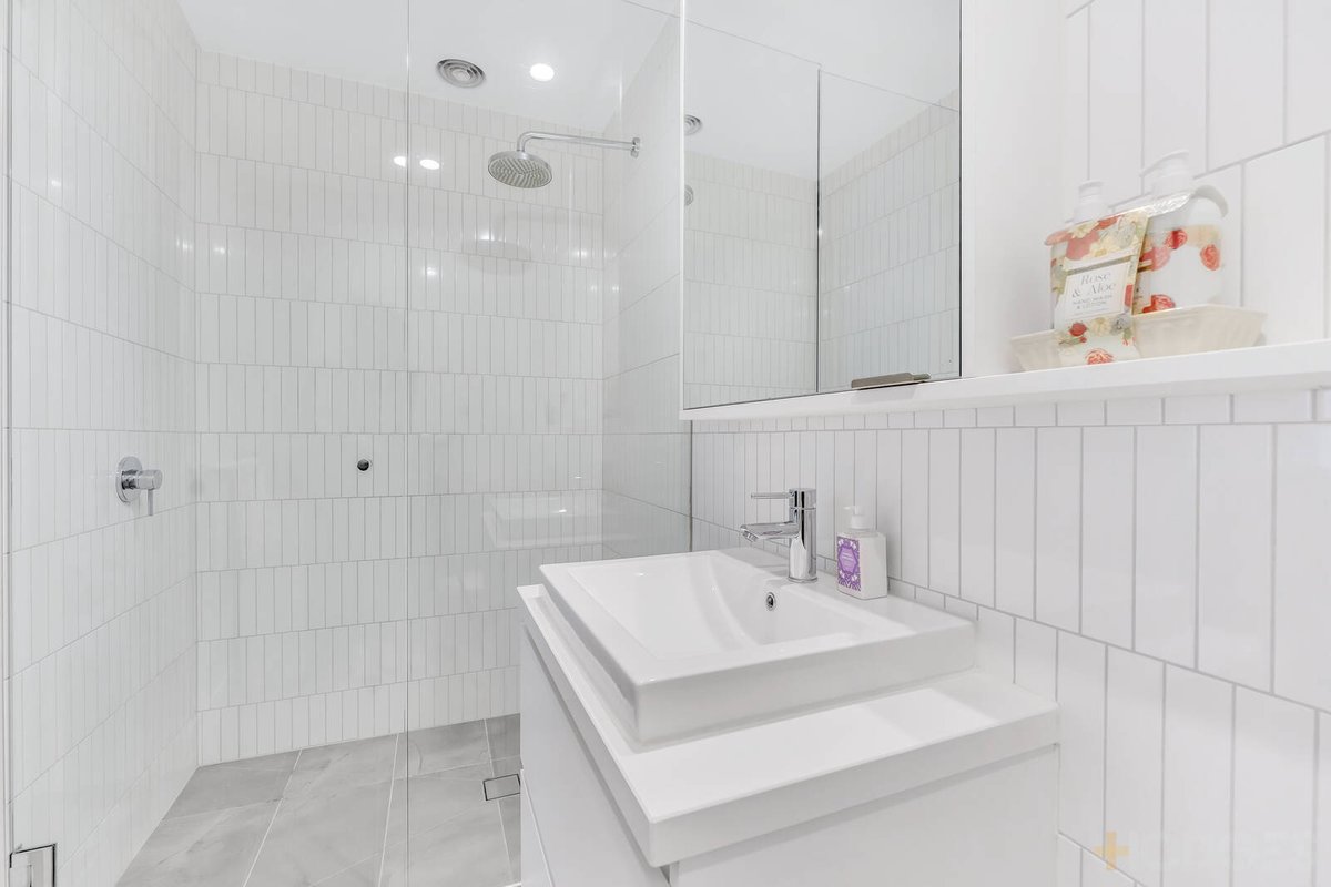 409 / 7 Balcombe Road Mentone - Residential for sale