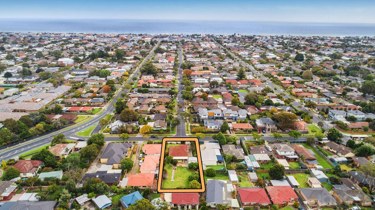 41 Baxter Avenue Chelsea - Residential for sale