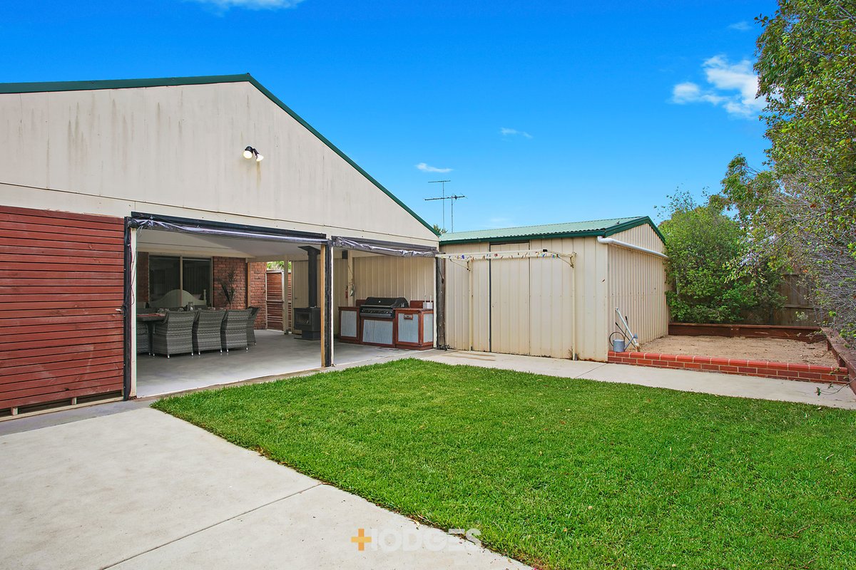 41 Cameron Crescent Lara - Residential for sale