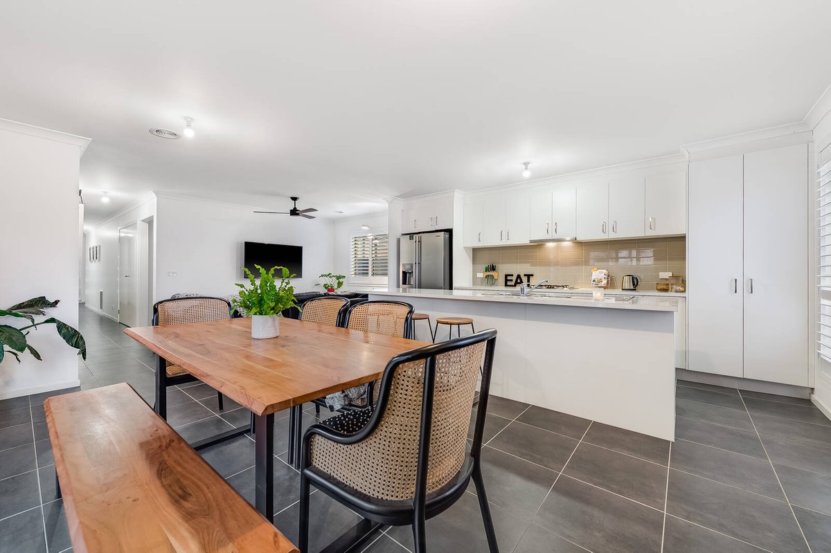 41 Chapman Drive Wyndham Vale - Residential for sale