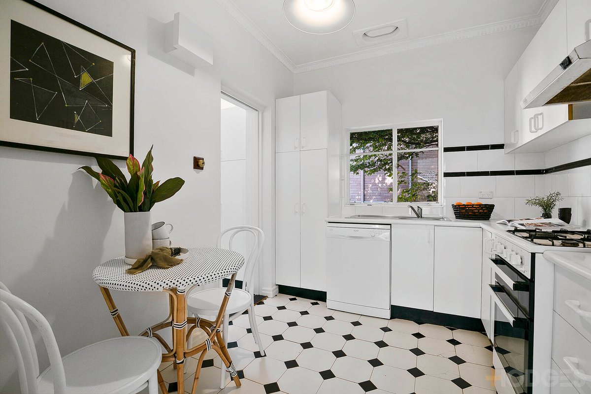 4 / 1 Eildon Court St Kilda - Residential for sale