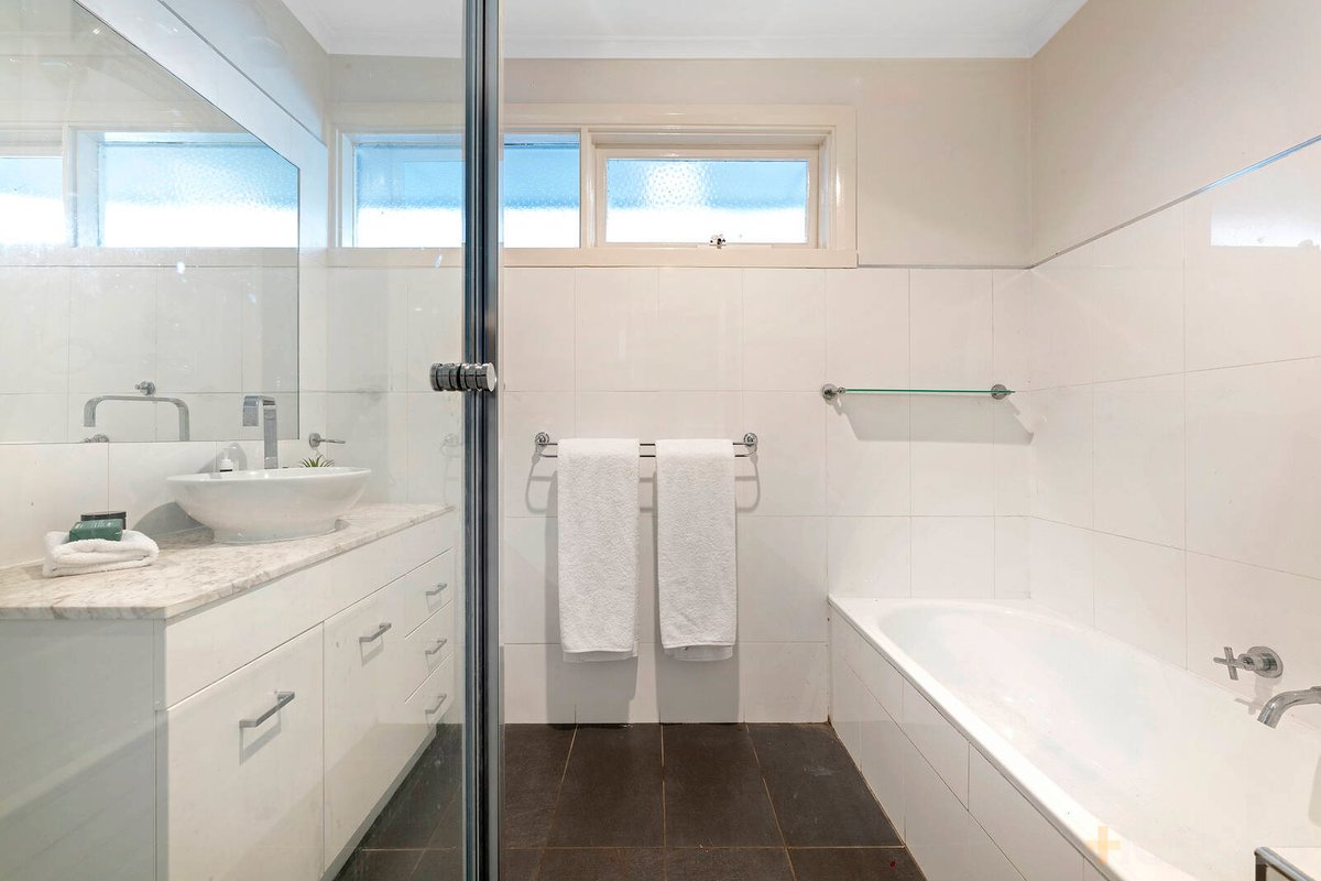 41 Lincoln Parade Aspendale - Residential for sale