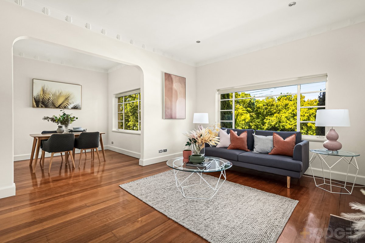 4 / 1 Linlithgow Avenue Caulfield North - Residential for sale