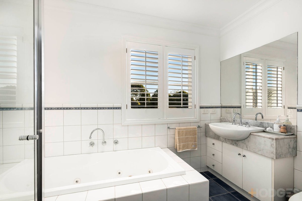 41 Retreat Road Hampton - Residential for sale