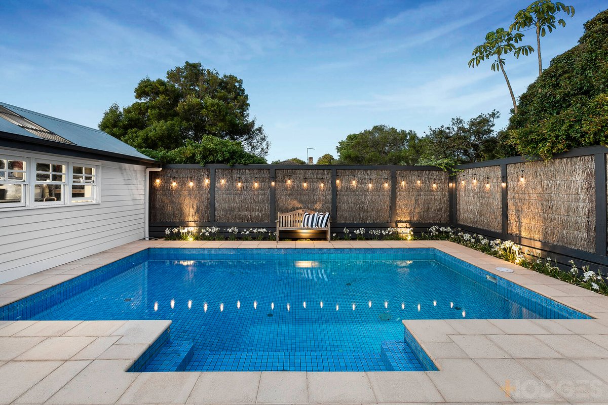 41 Retreat Road Hampton - Residential for sale