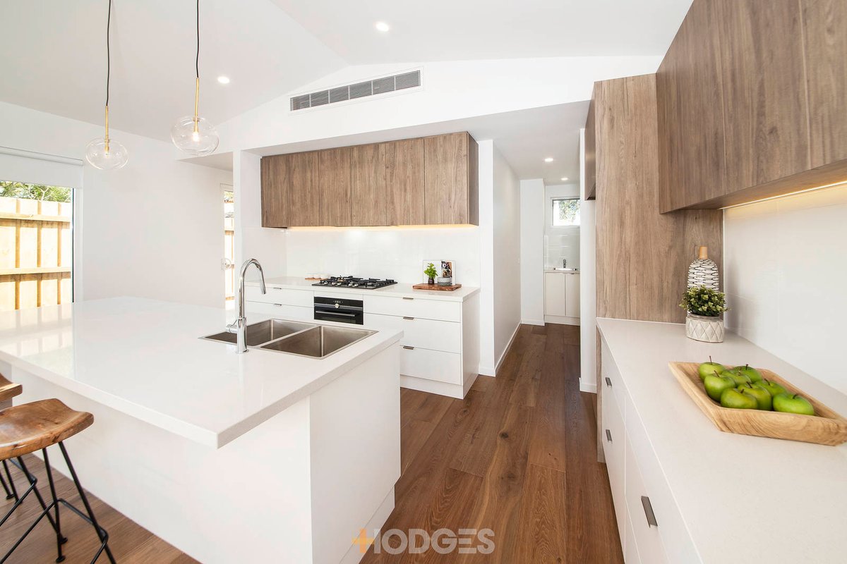 41 Seaview Crescent Black Rock - Residential for sale