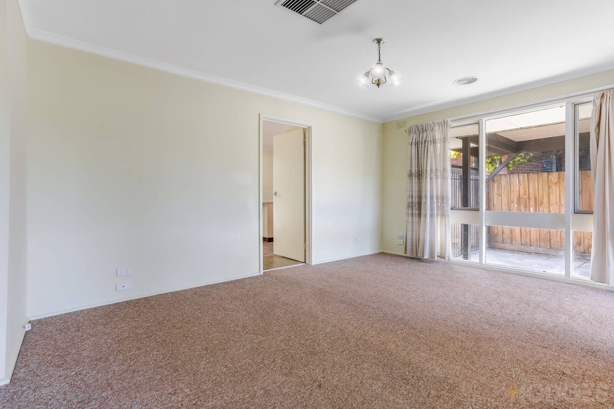 41 Strathmore Crescent Hoppers Crossing - Residential for sale