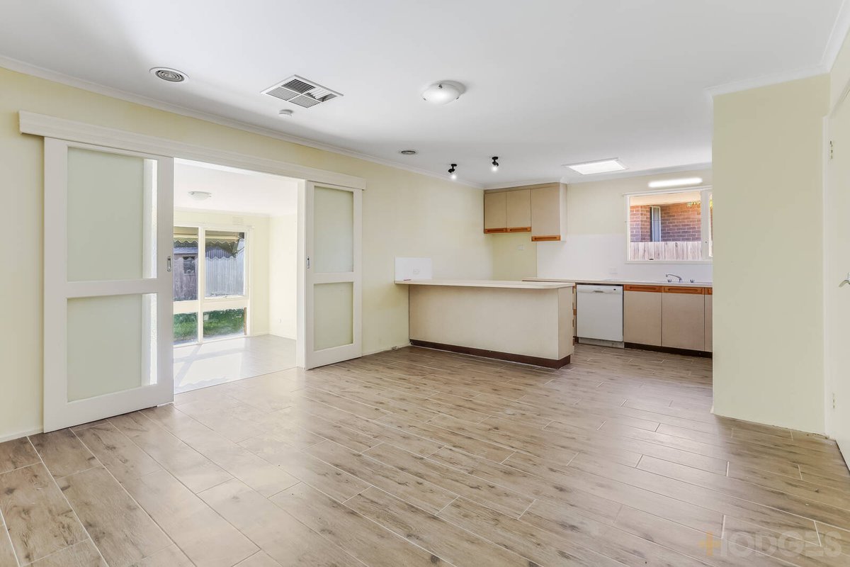 41 Strathmore Crescent Hoppers Crossing - Residential for sale