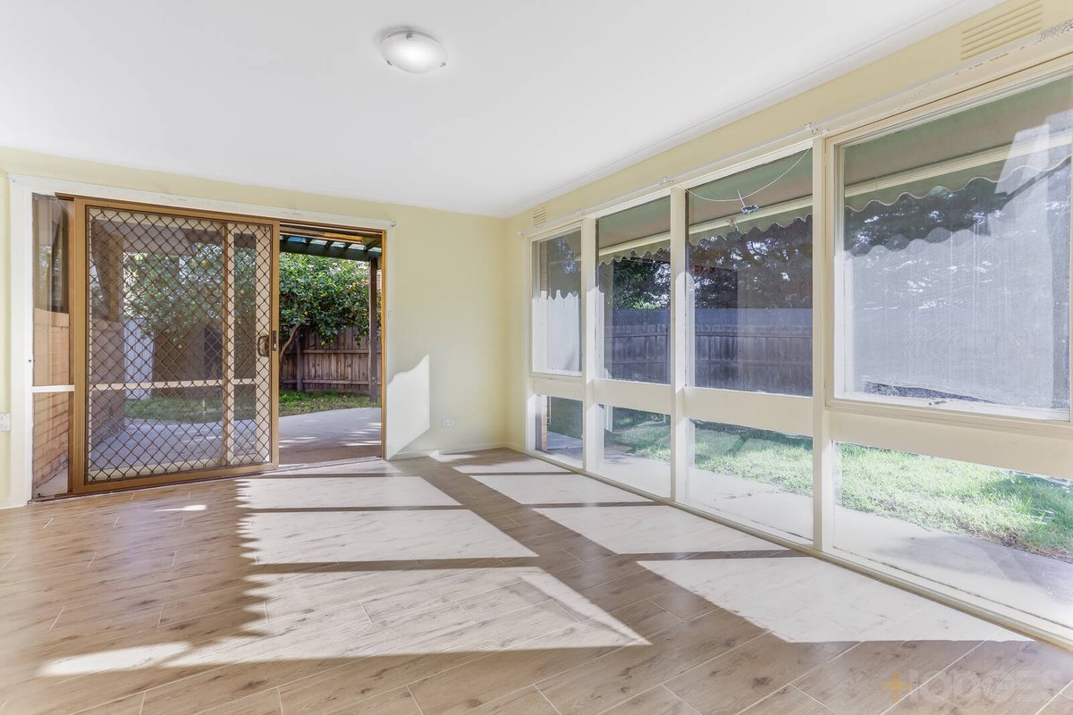 41 Strathmore Crescent Hoppers Crossing - Residential for sale