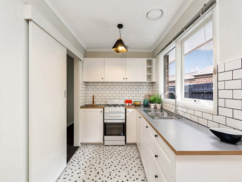 4 / 10 Hatfield Court WEST FOOTSCRAY - Residential for sale