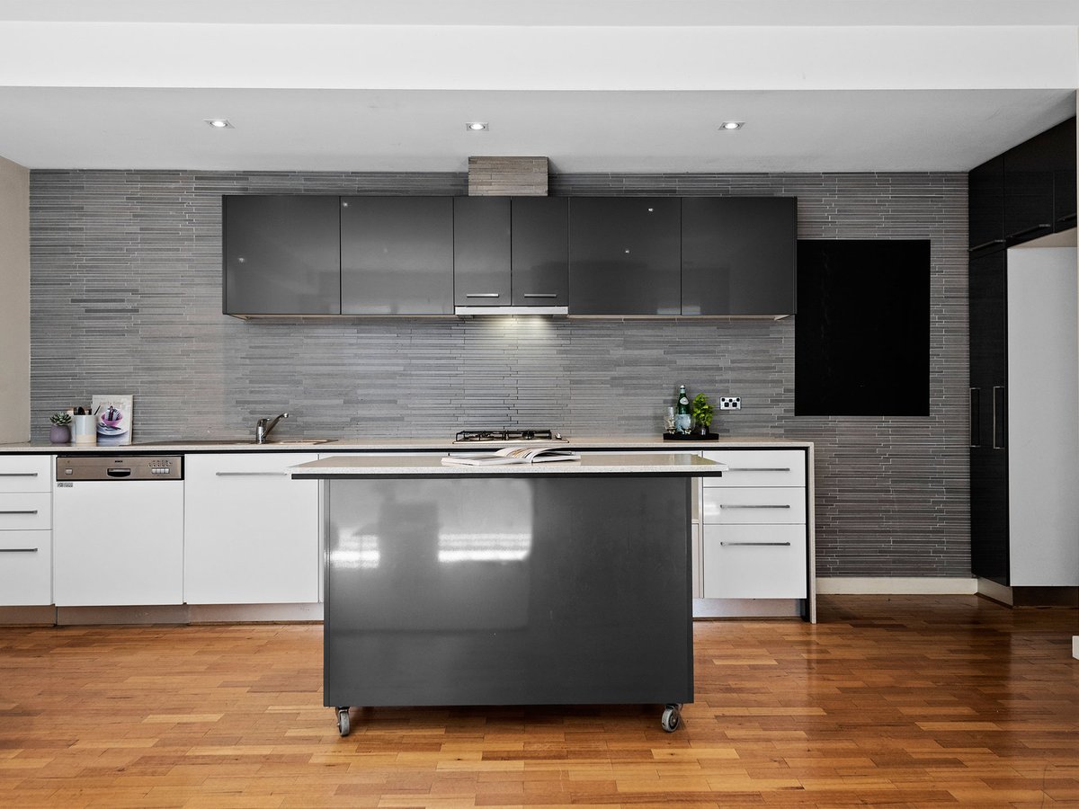 4 / 104 Barkly Street ST KILDA - Residential for sale