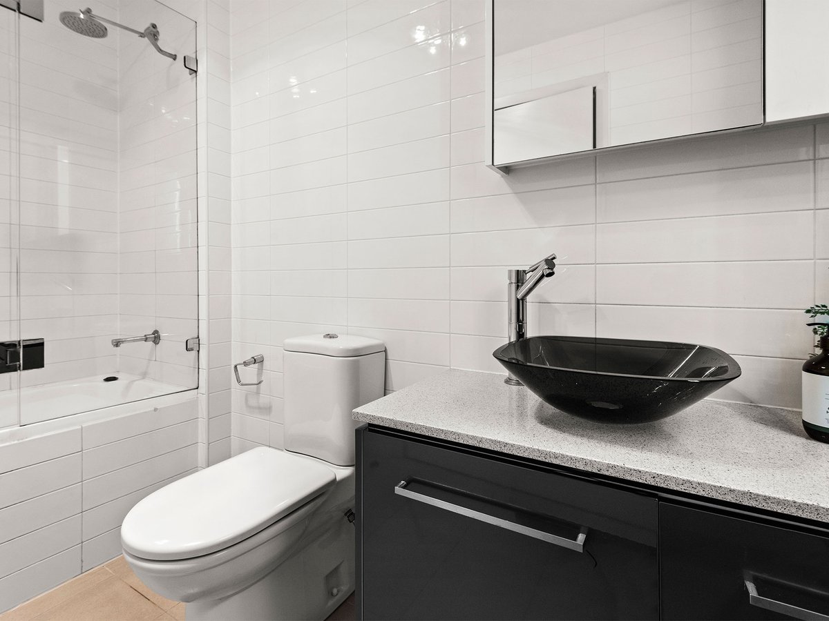 4 / 104 Barkly Street ST KILDA - Residential for sale