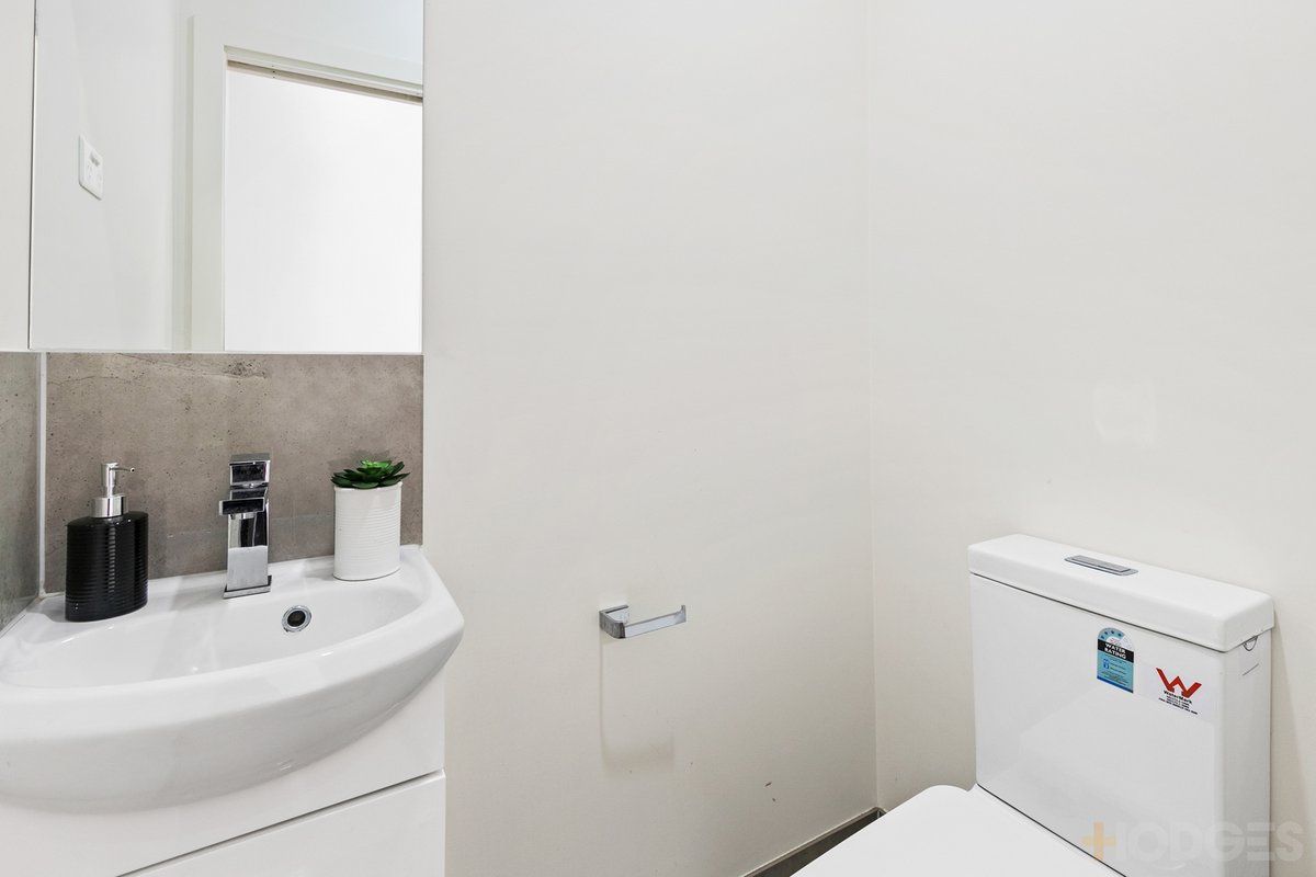 4 / 118 Second Avenue Altona North - Residential for sale