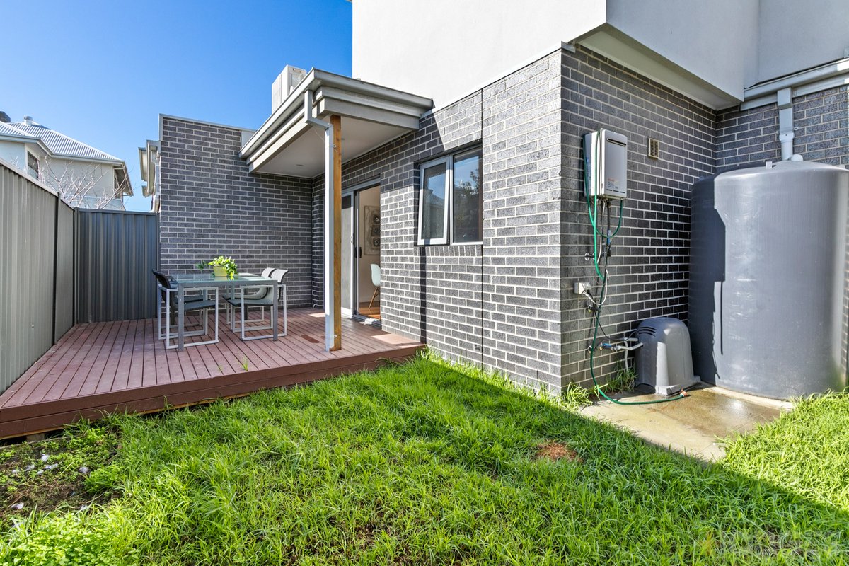 4 / 118 Second Avenue Altona North - Residential for sale