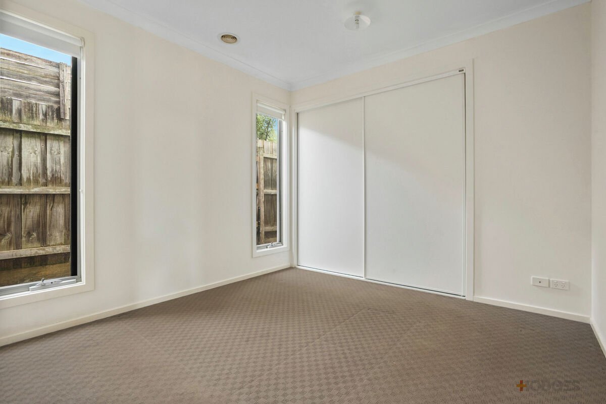4 / 12 William Road Carrum Downs - Residential for lease