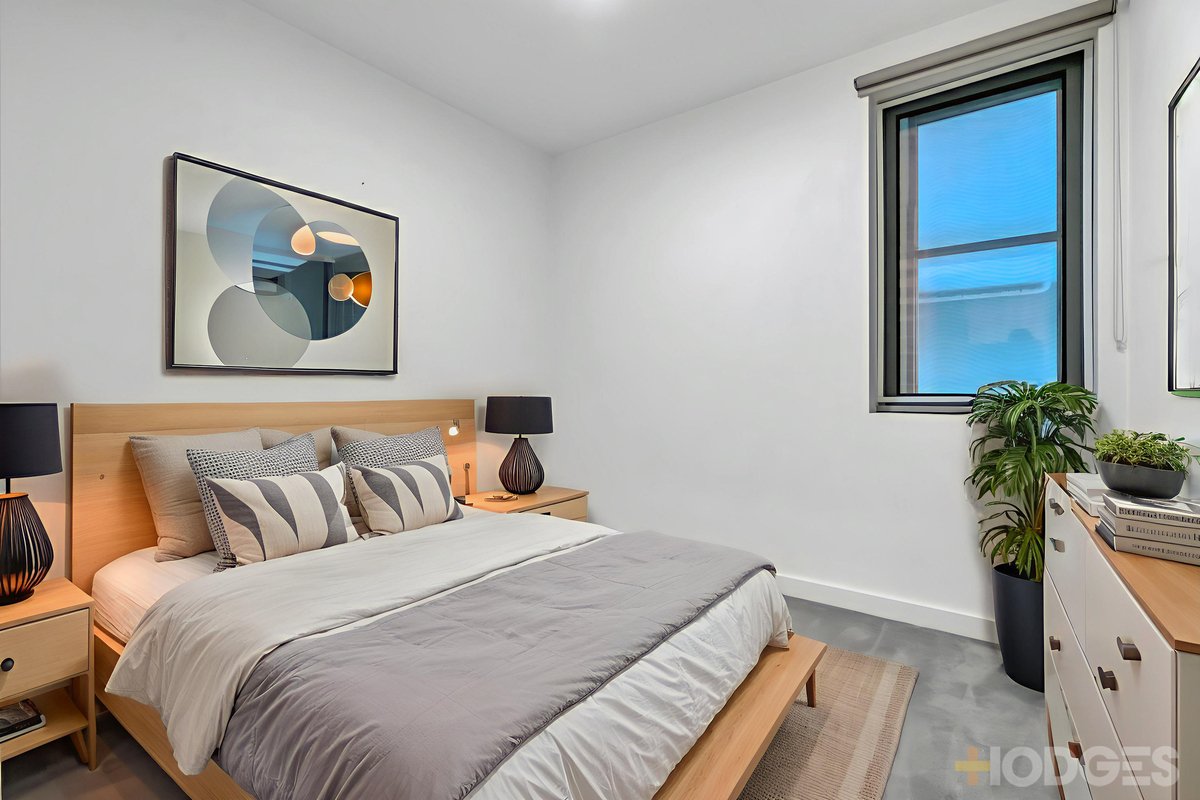4 / 143 Nepean Highway Aspendale - Residential for sale