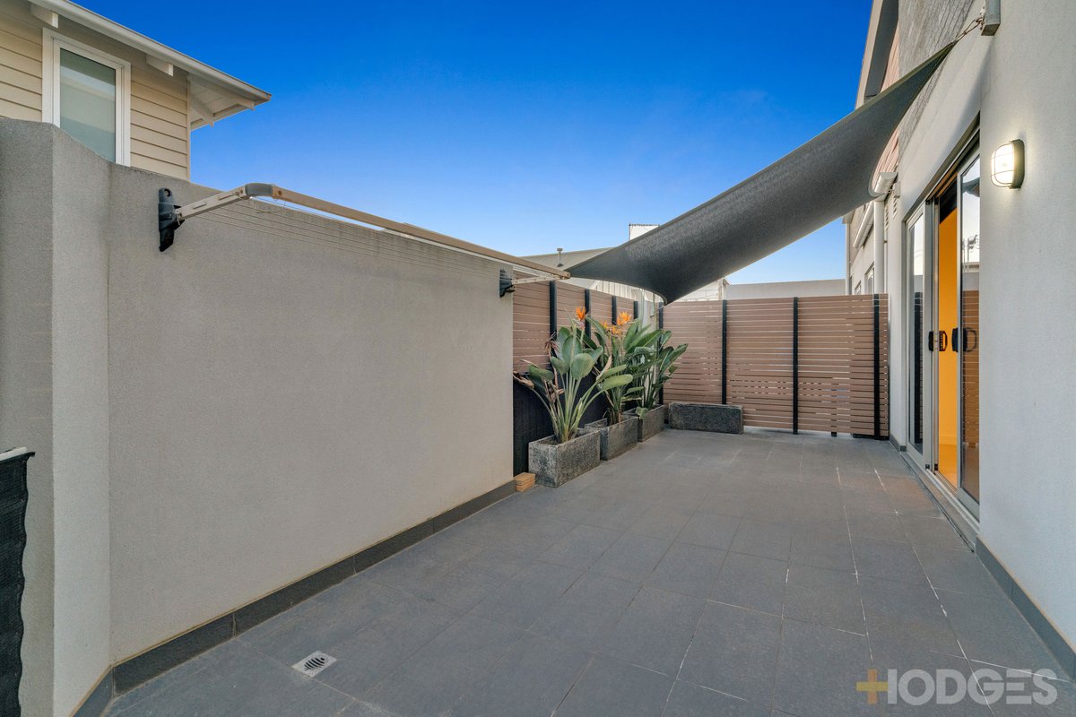 4 / 143 Nepean Highway Aspendale - Residential for sale