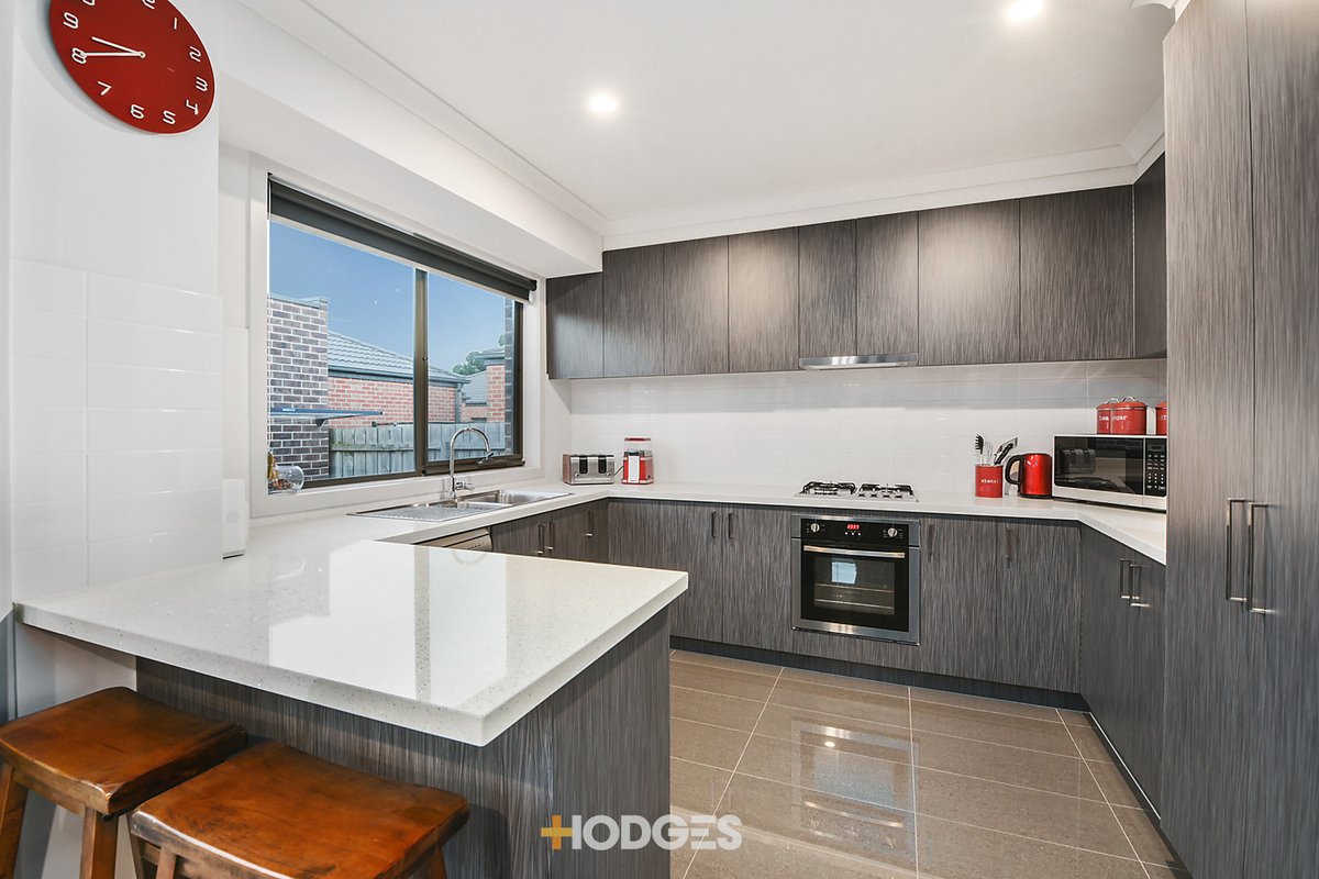 4/15 Elizabeth Street Cranbourne North - Residential for sale