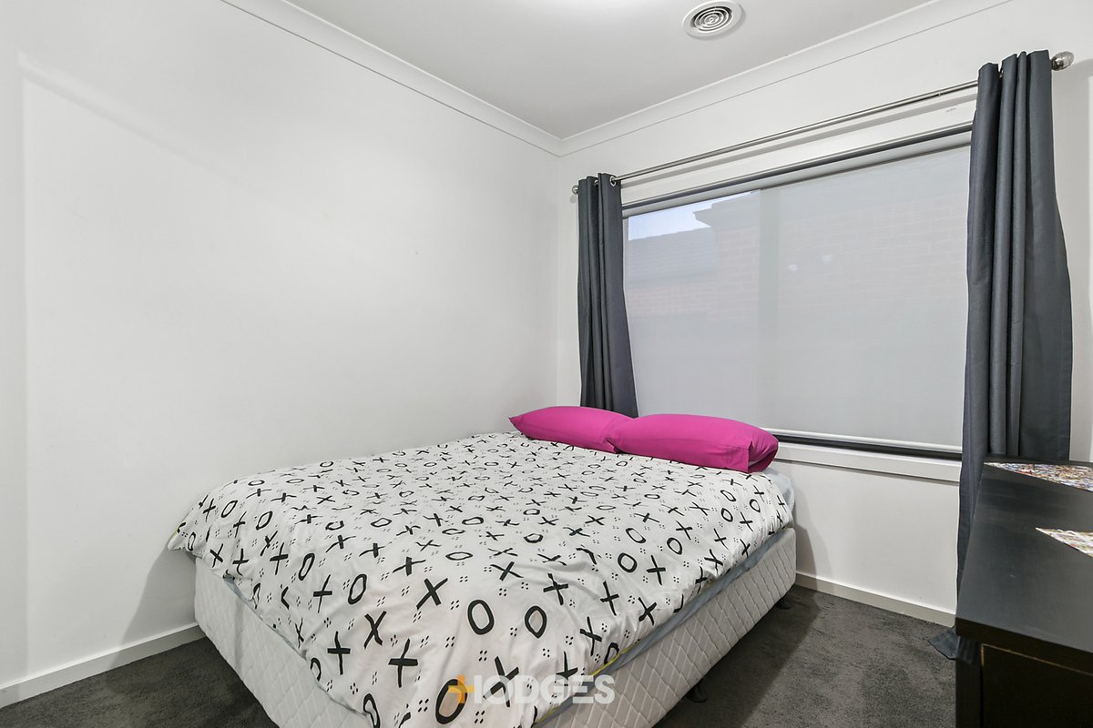 4/15 Elizabeth Street Cranbourne North - Residential for sale