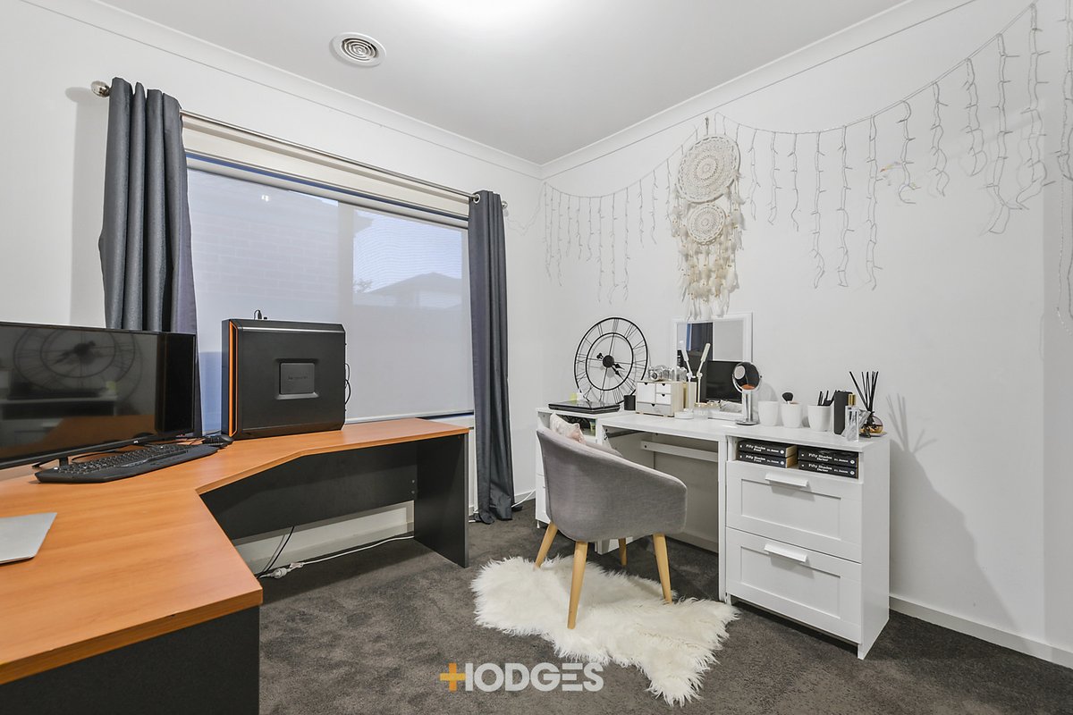 4/15 Elizabeth Street Cranbourne North - Residential for sale