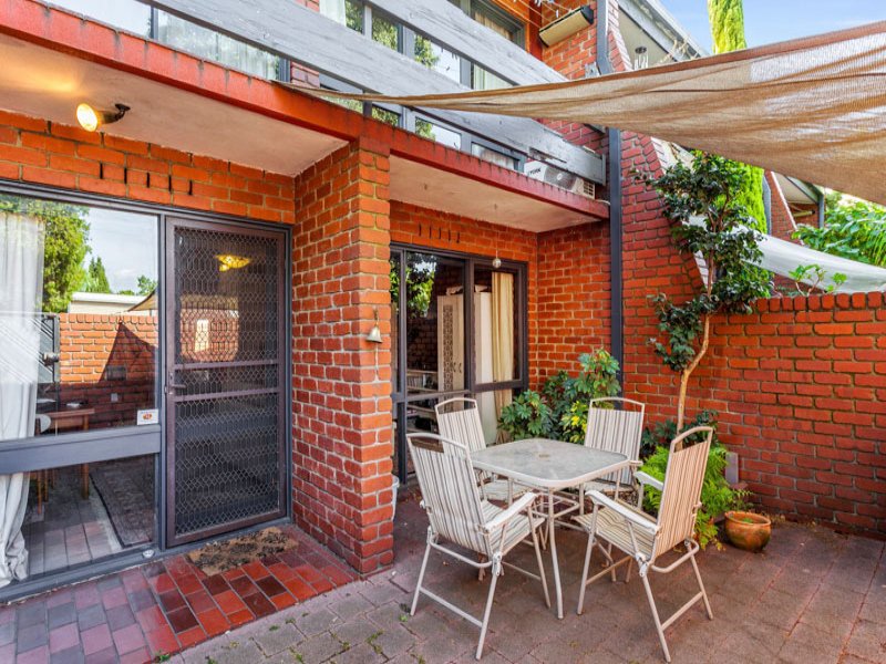 4 / 150 Hyde Street (Facing Lennox St)  YARRAVILLE - Residential for sale