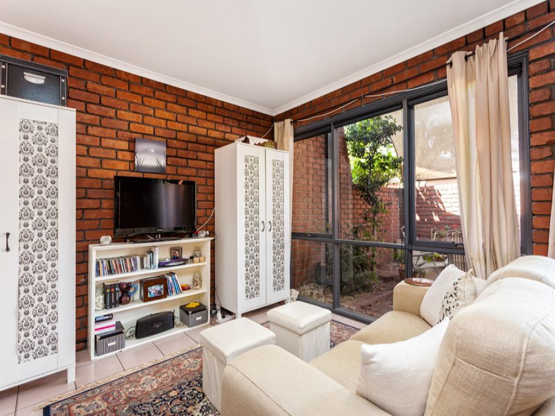 4 / 150 Hyde Street (Facing Lennox St)  YARRAVILLE - Residential for sale