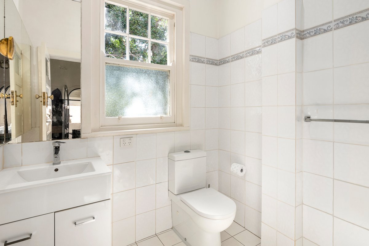 4 / 16 Black Street Brighton - Residential for sale