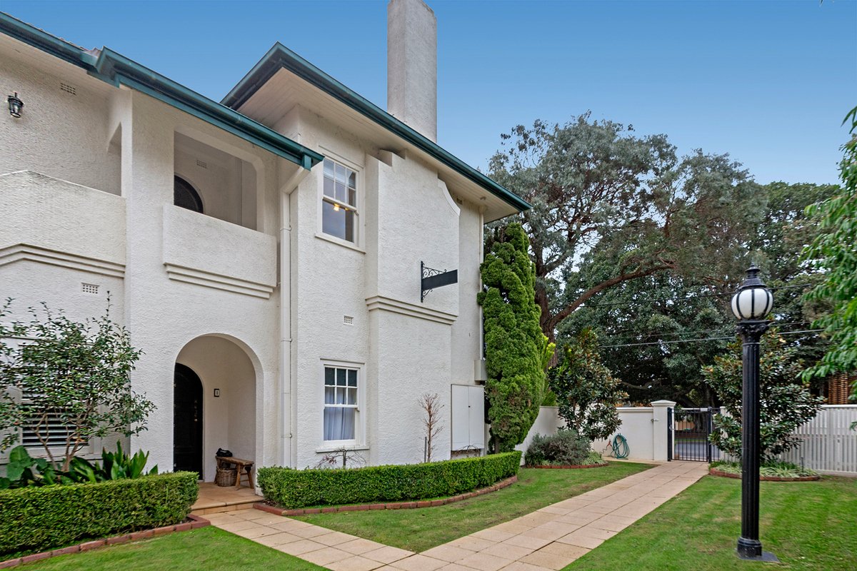 4 / 16 Black Street Brighton - Residential for sale