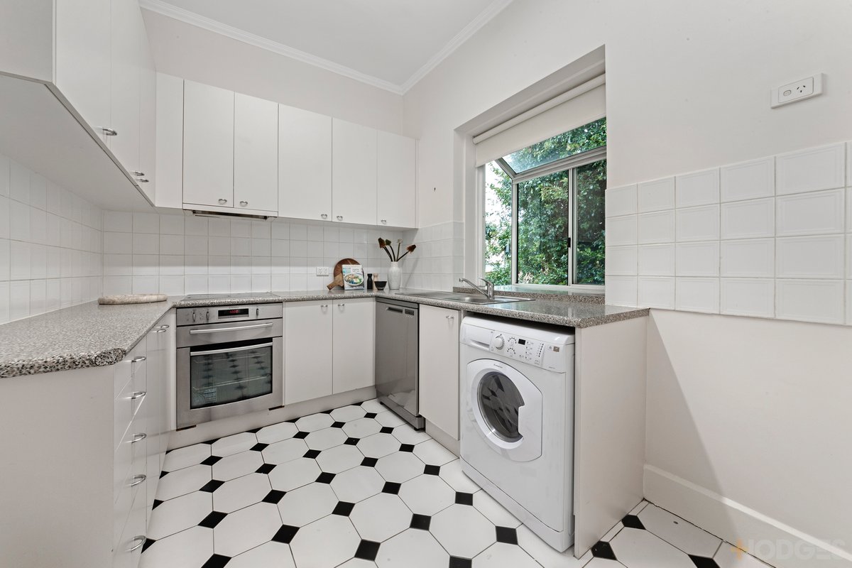 4 / 16 Black Street Brighton - Residential for sale