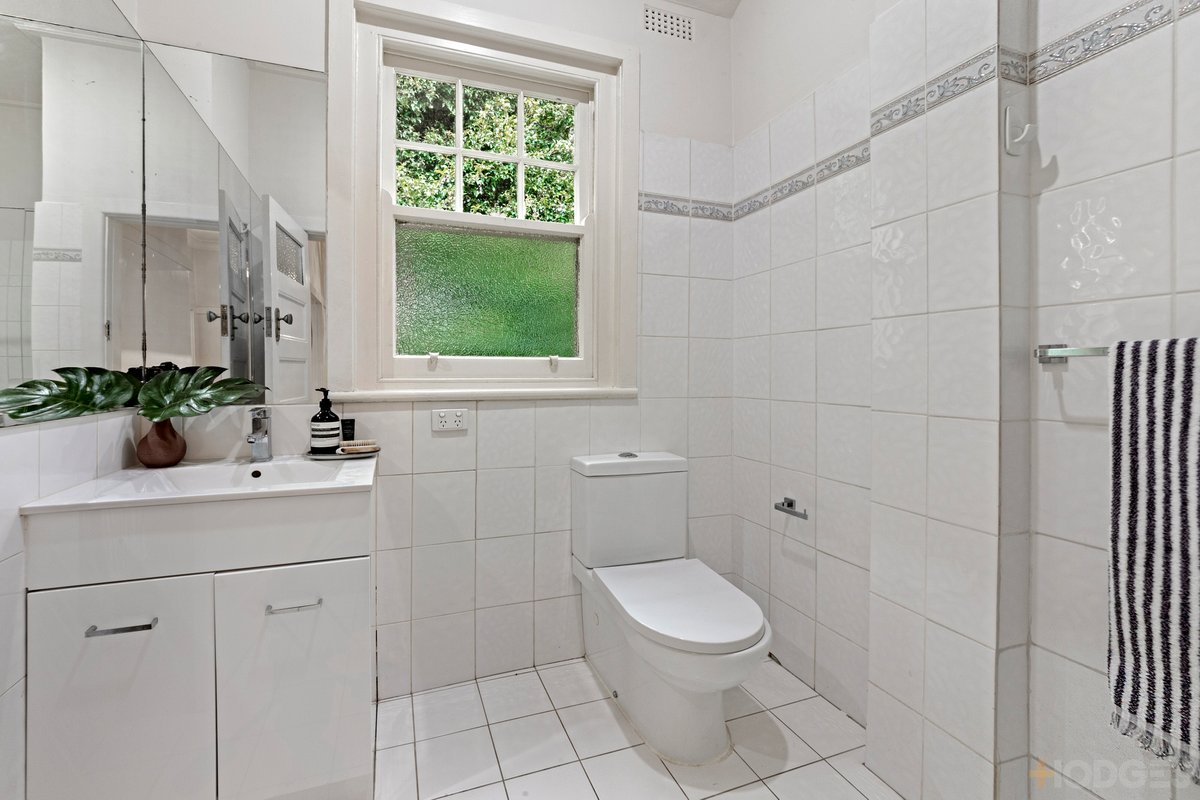 4 / 16 Black Street Brighton - Residential for sale