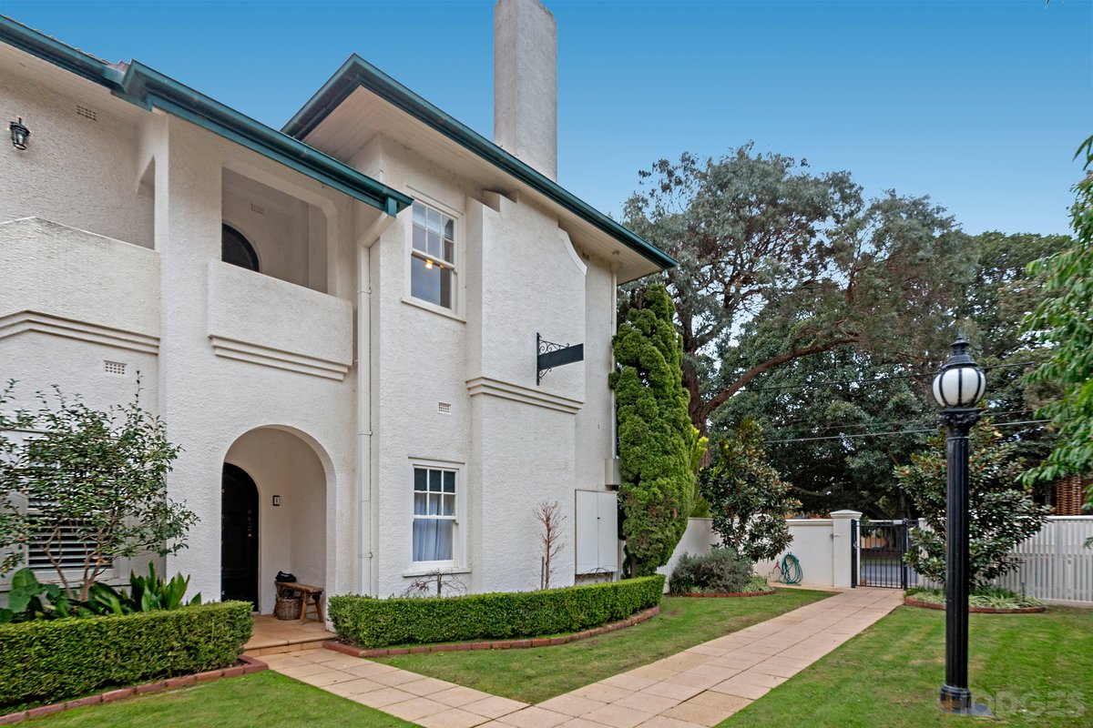 4 / 16 Black Street Brighton - Residential for sale