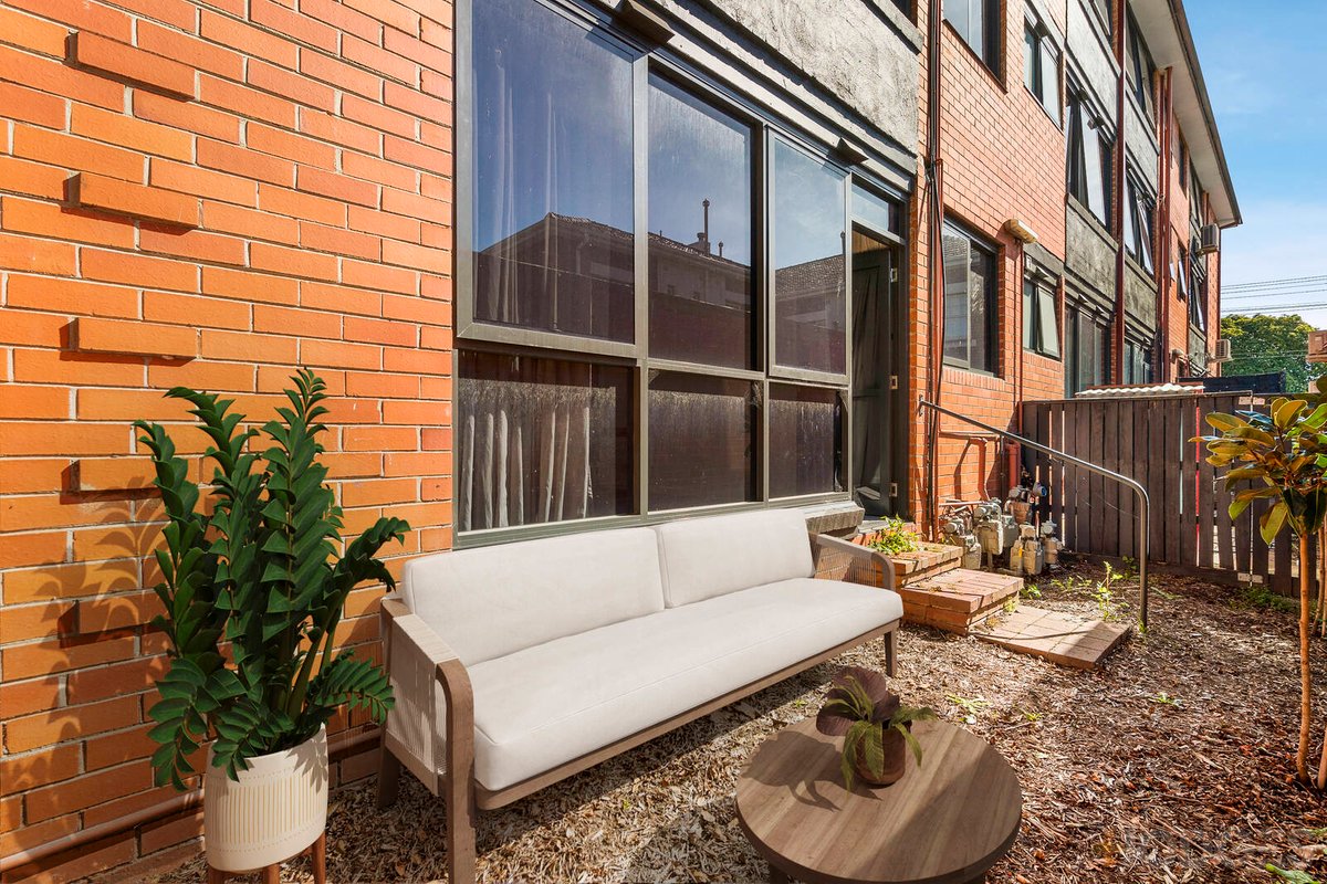 4 / 162 Chapel Street St Kilda - Residential for sale