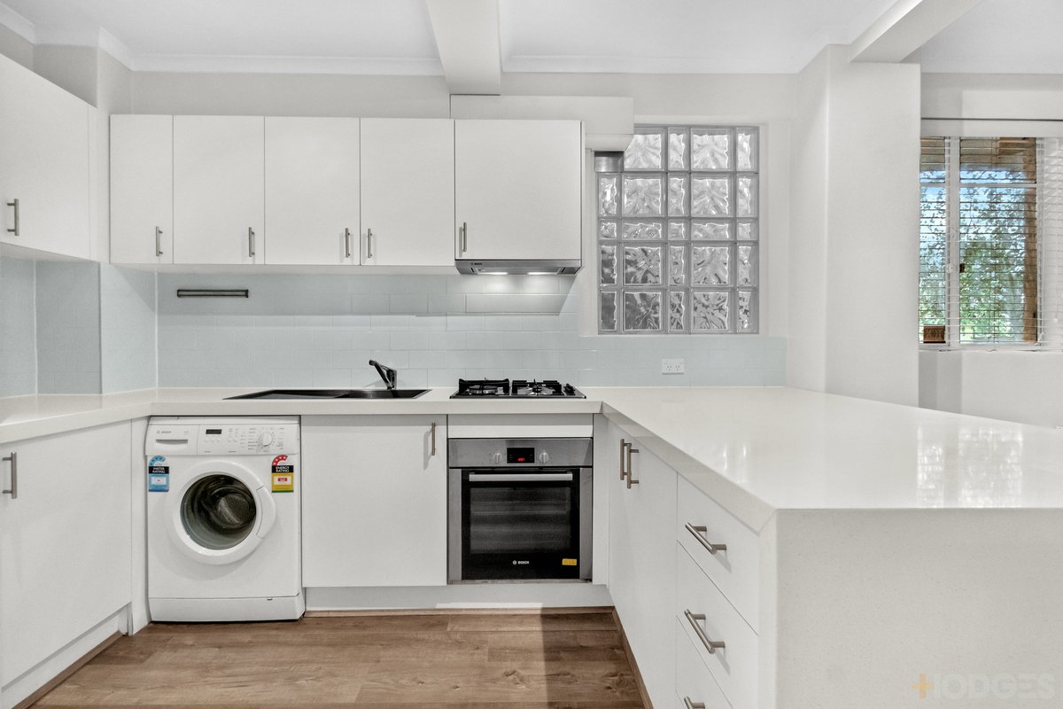 4 / 16a Chapel Street St Kilda - Residential for sale