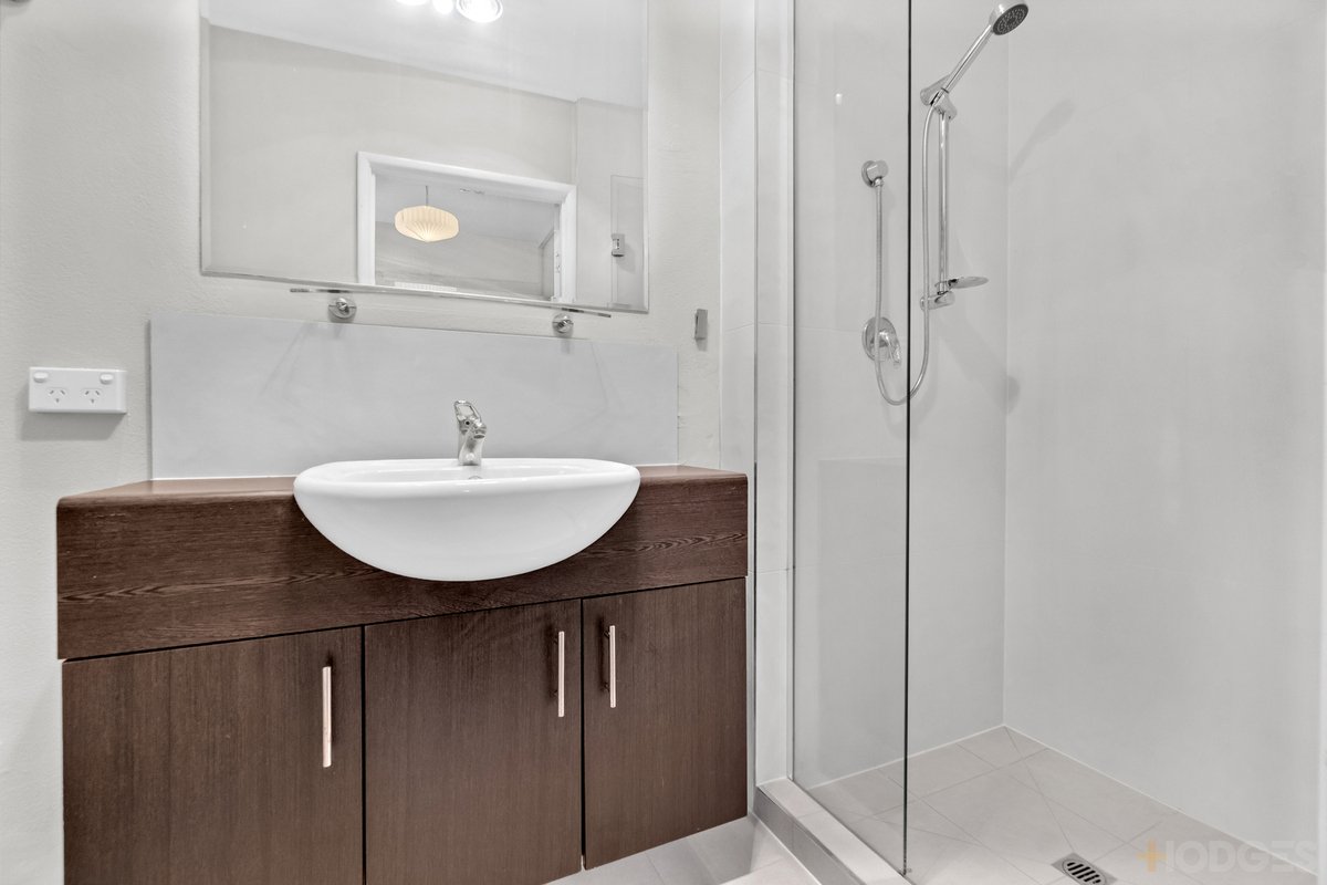 4 / 16a Chapel Street St Kilda - Residential for sale