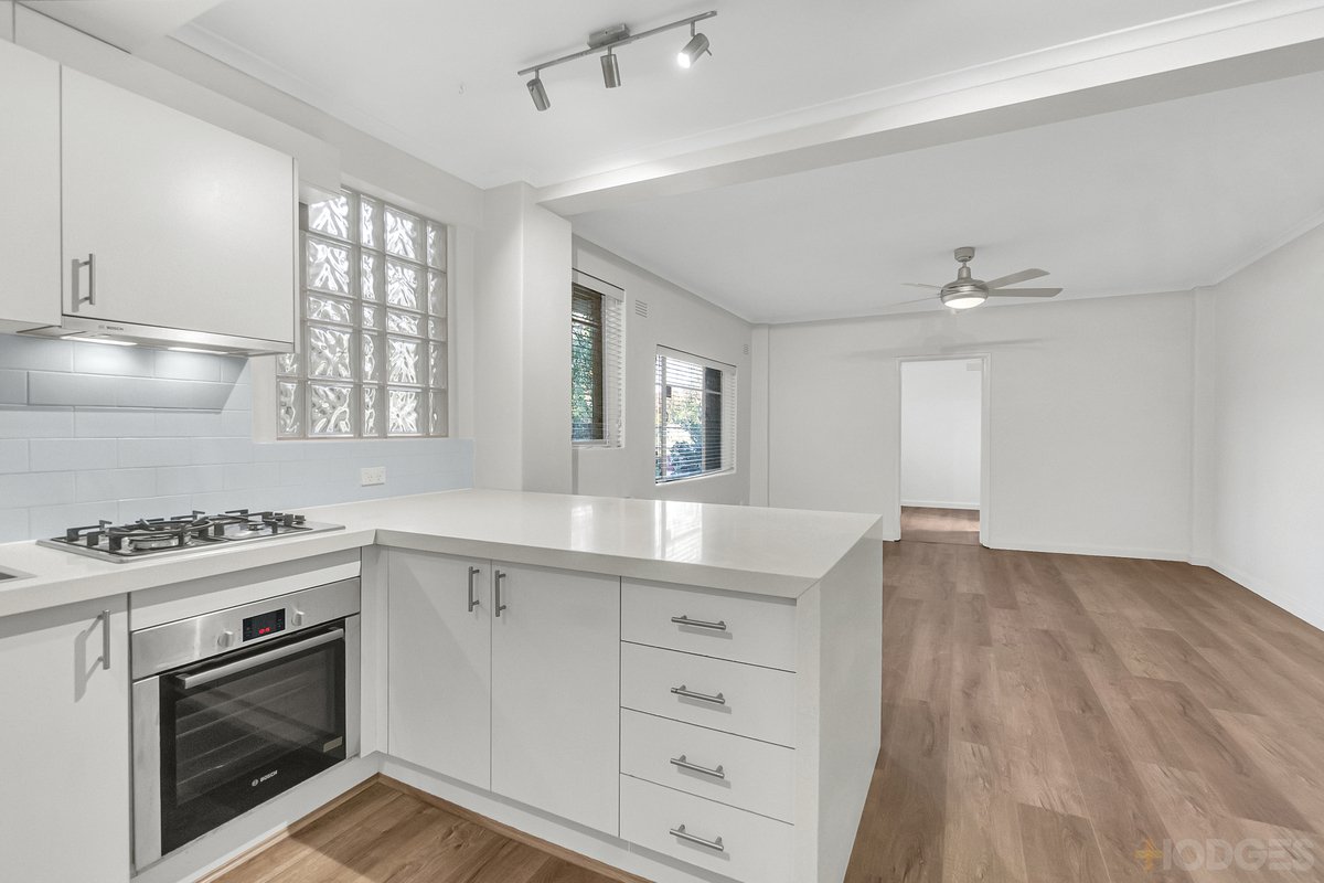 4 / 16a Chapel Street St Kilda - Residential for sale