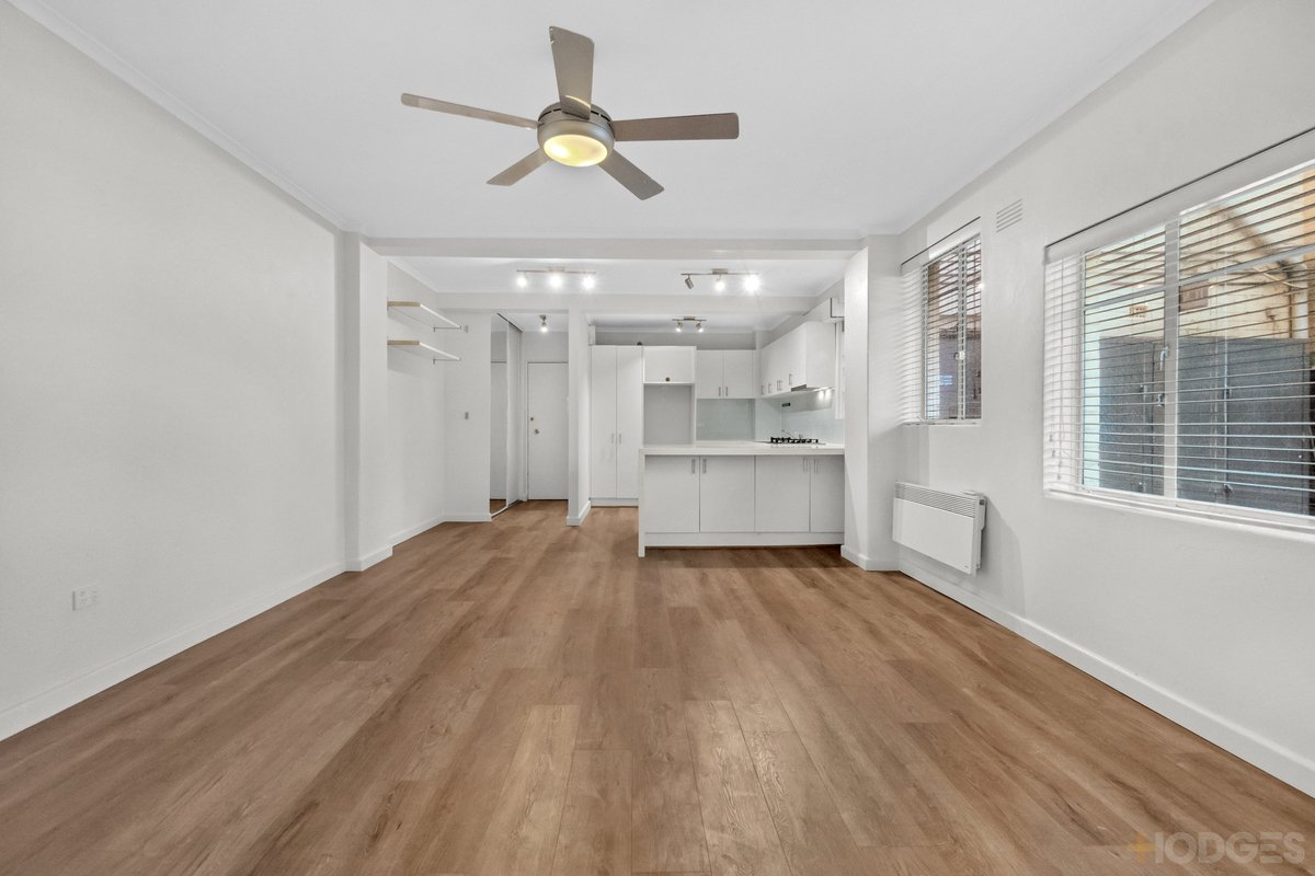 4 / 16a Chapel Street St Kilda - Residential for sale