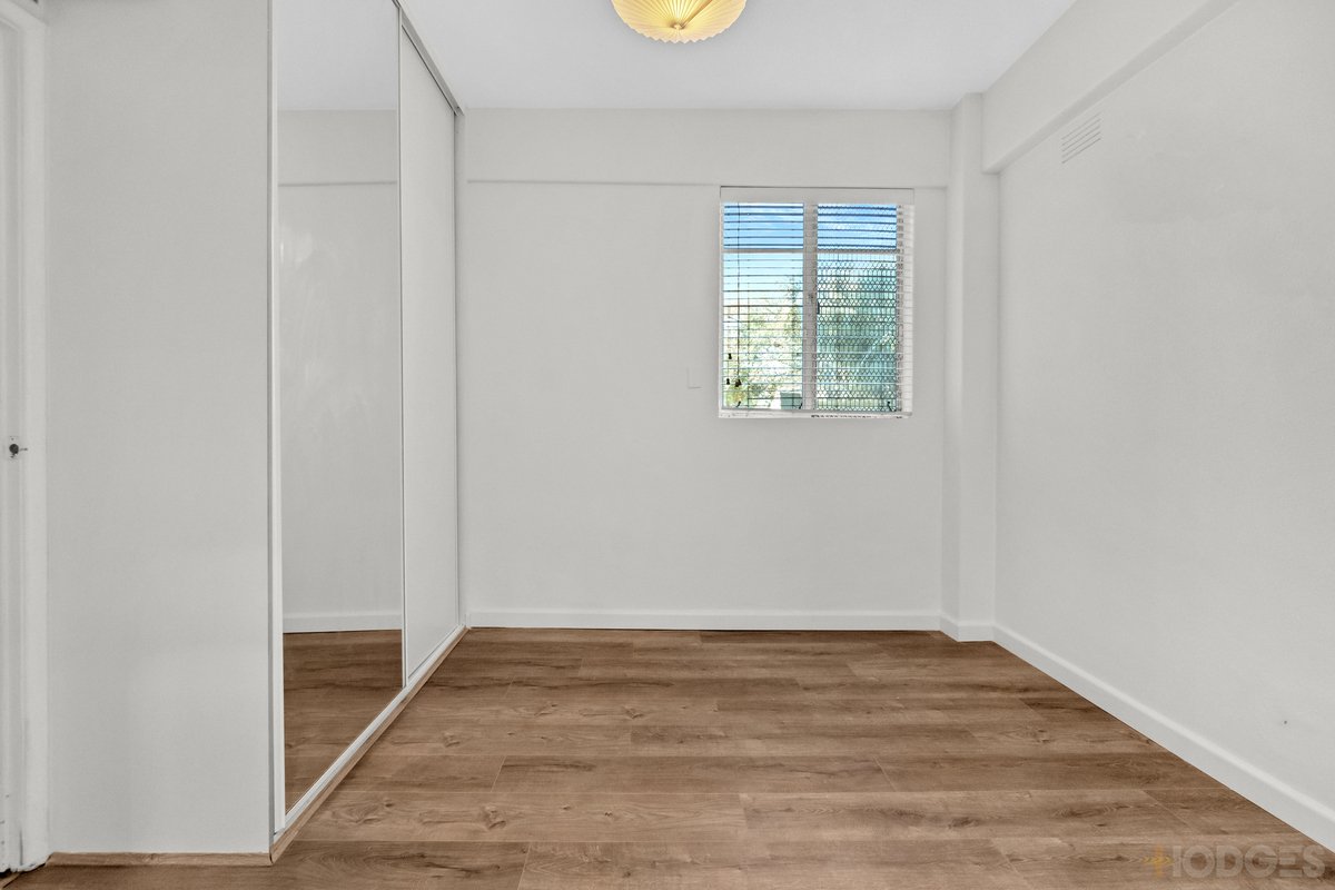 4 / 16a Chapel Street St Kilda - Residential for sale