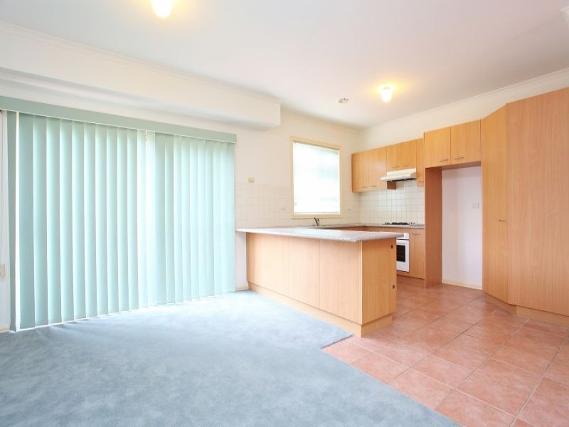 4 / 17 Bishop Street KINGSVILLE - Residential for sale