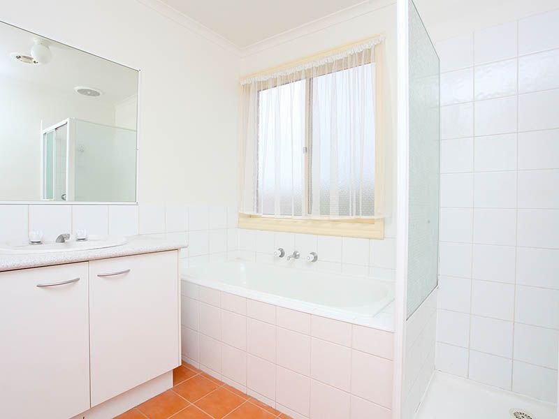 4 / 17 Bishop Street KINGSVILLE - Residential for sale