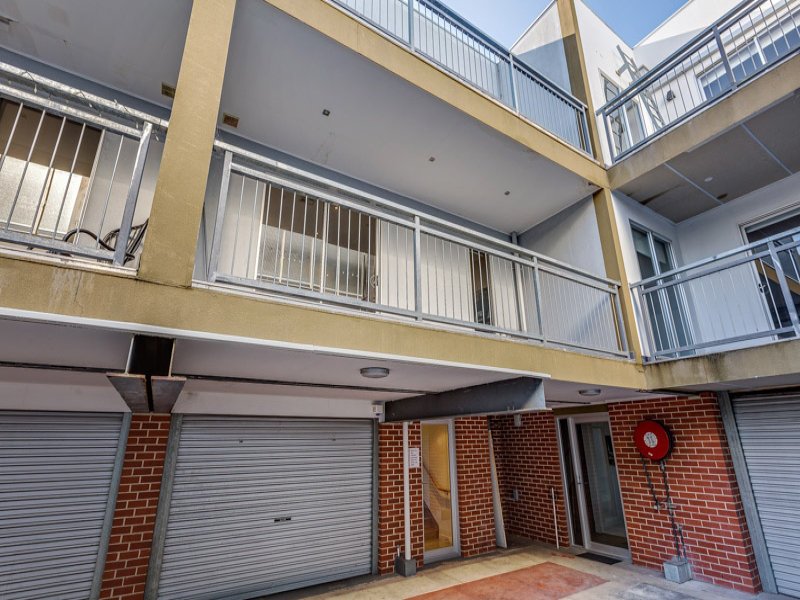 4 / 175C Stephen Street YARRAVILLE - Residential for sale