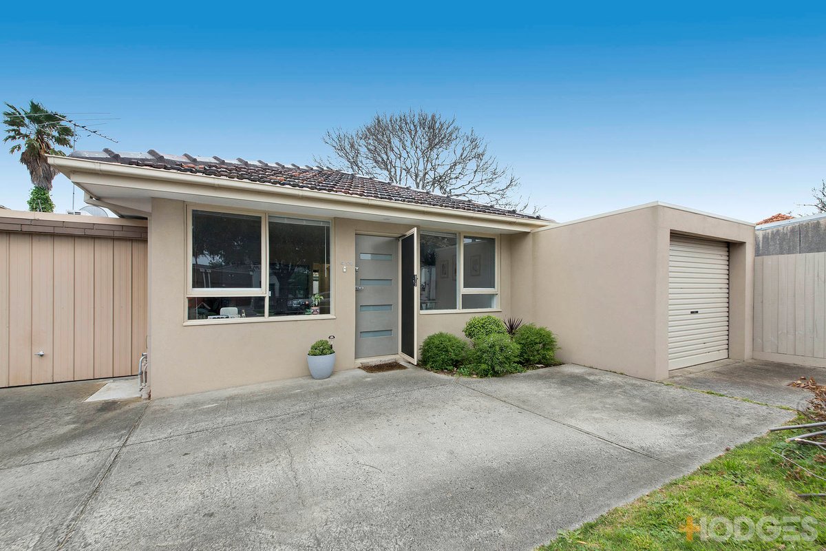 4 / 176 Warrigal Road Mentone - Residential for sale