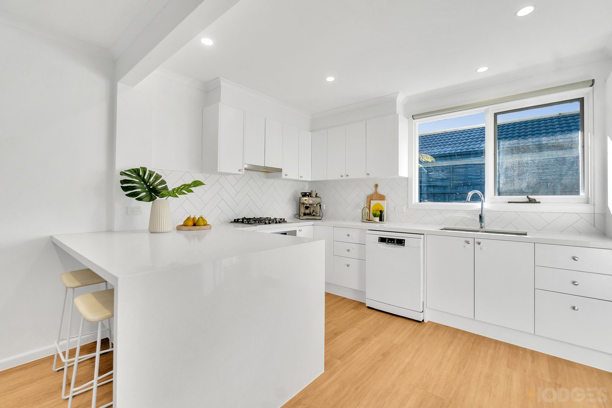 4 / 17a Judd Parade Cheltenham - Residential for sale