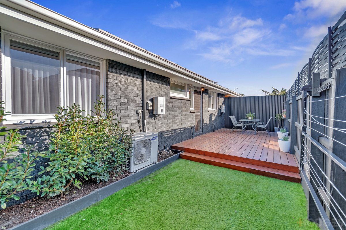 4 / 17a Judd Parade Cheltenham - Residential for sale