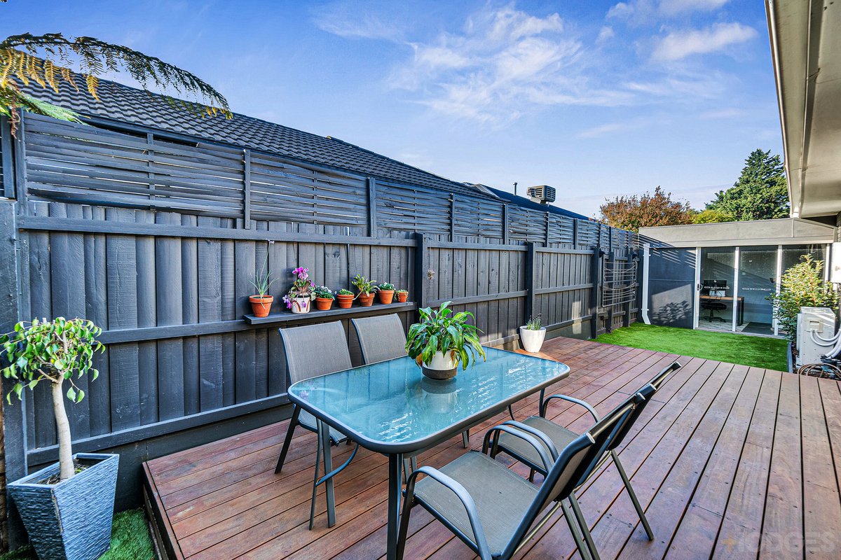 4 / 17a Judd Parade Cheltenham - Residential for sale